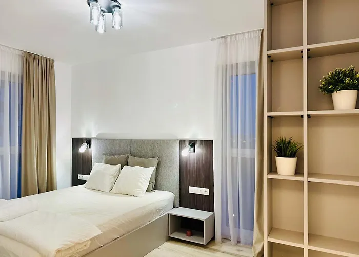 Joy Forest 54-85 Apartment