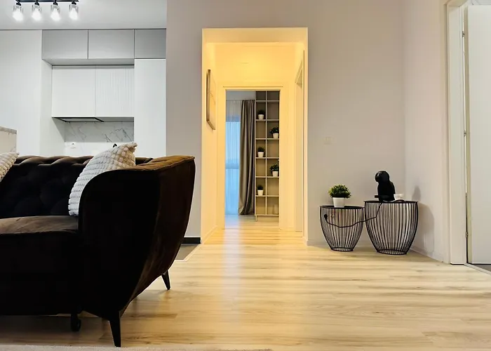 Joy Forest 54-85 Apartment