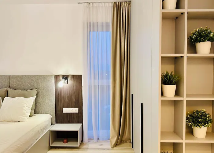 Joy Forest 54-85 Apartment