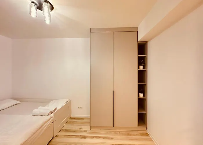 Apartament Joy Forest 54-85 *